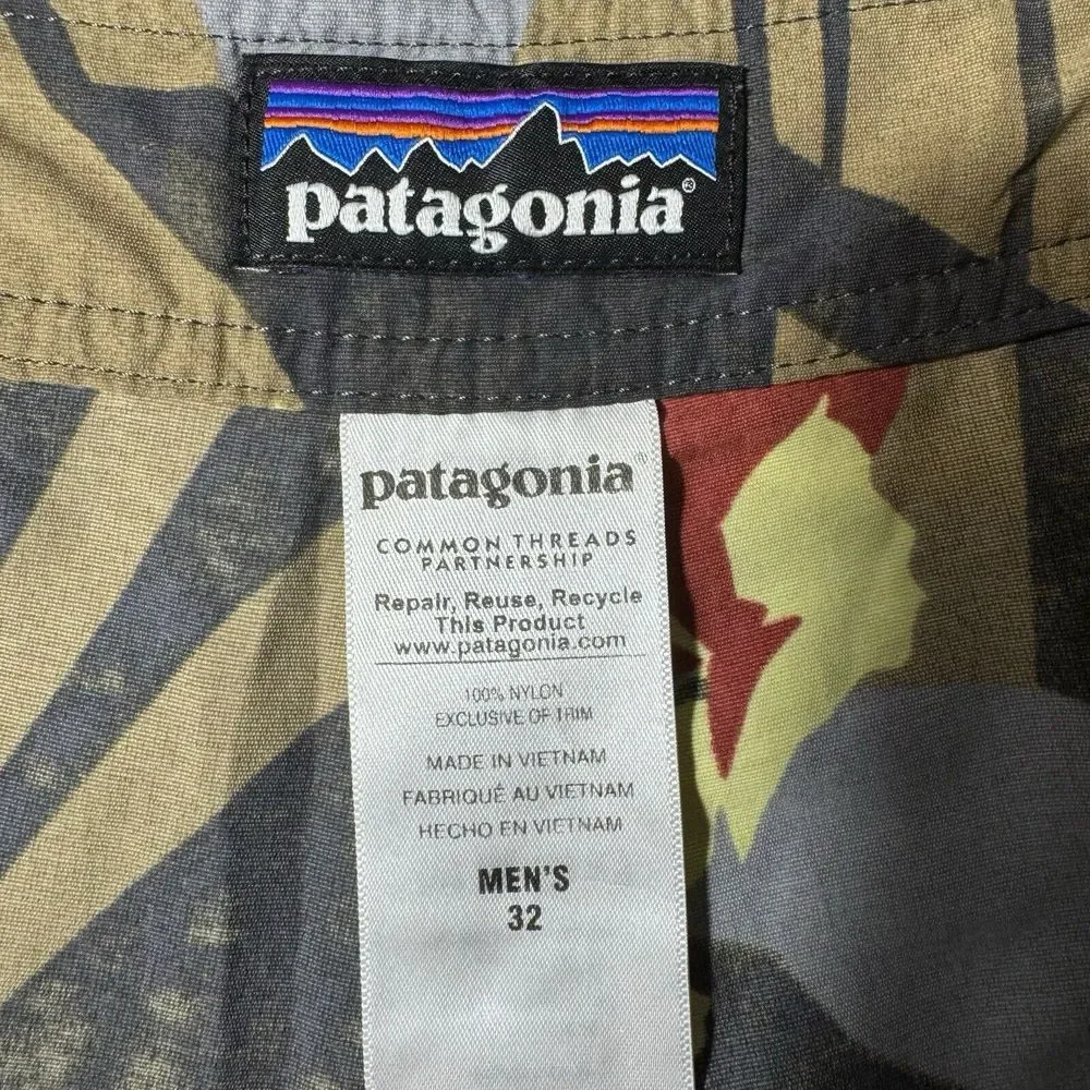 PATAGONIA Wavefarer‎ Shorts Men's 32 Floral Drawstring Board Swim